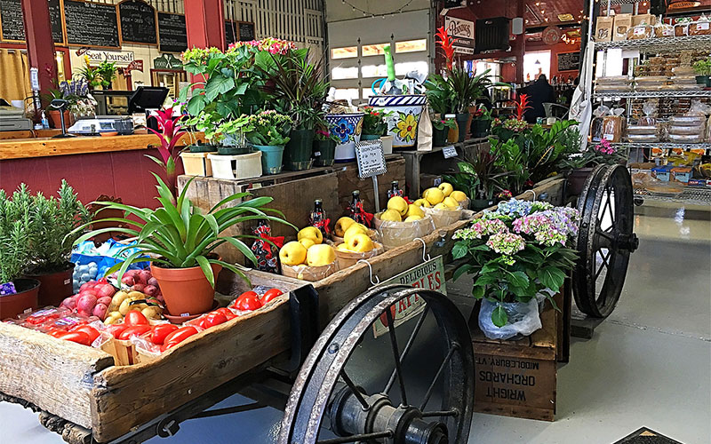 Pennings Farm Market, Garden Center, Grille, Pub and Beer Garden in Warwick NY
